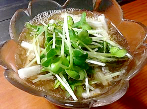 カイワレ大根のさっぱり小鉢です