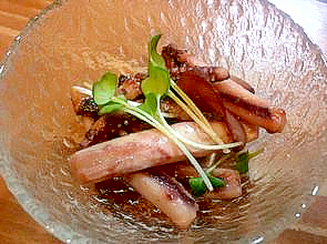 イカの小鉢、お酒のおつまみに最適です